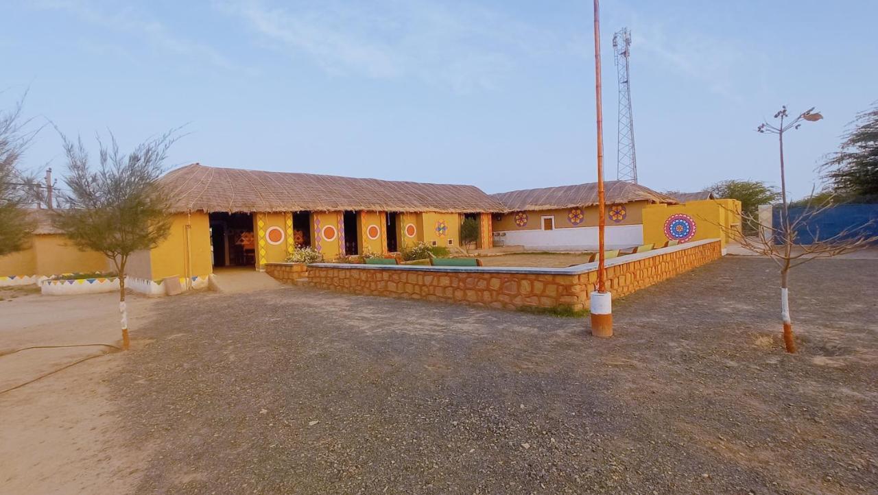 Mahefeel E Rann Resort Bherandiala ภายนอก รูปภาพ