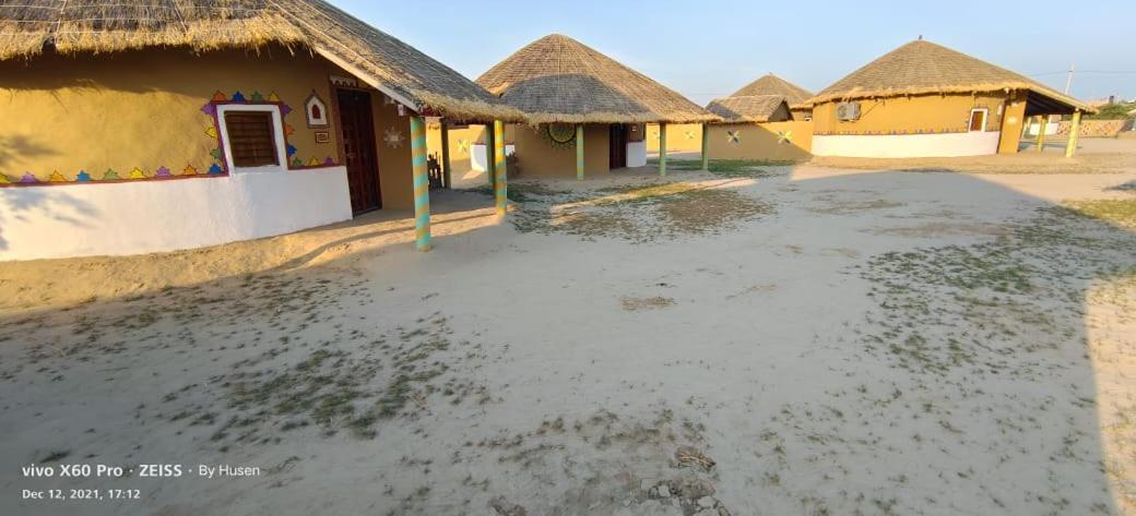 Mahefeel E Rann Resort Bherandiala ภายนอก รูปภาพ